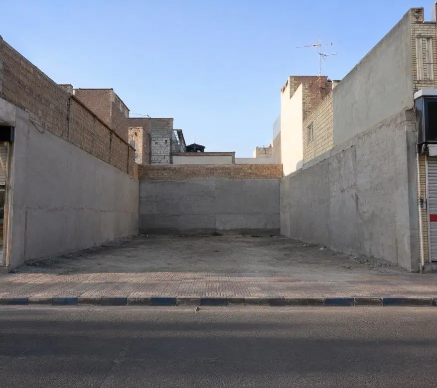فروش یک قطعه زمین تجاری مسکونی در بلوار شاهد