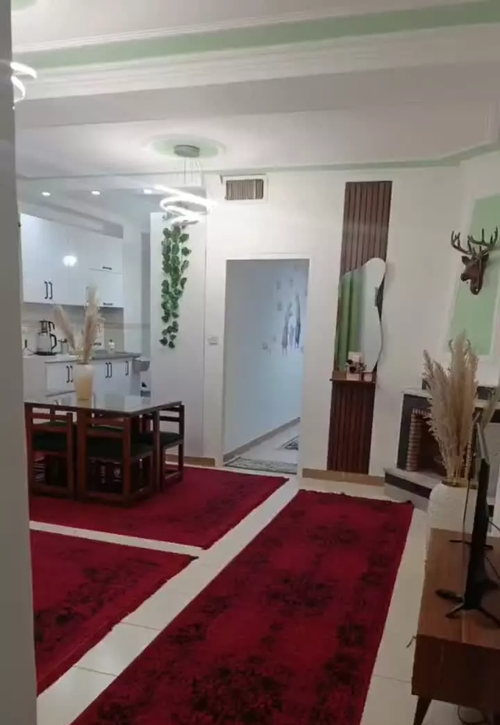 واحد 70متری خرمدشت(بهر خیابان ولیعصر)
