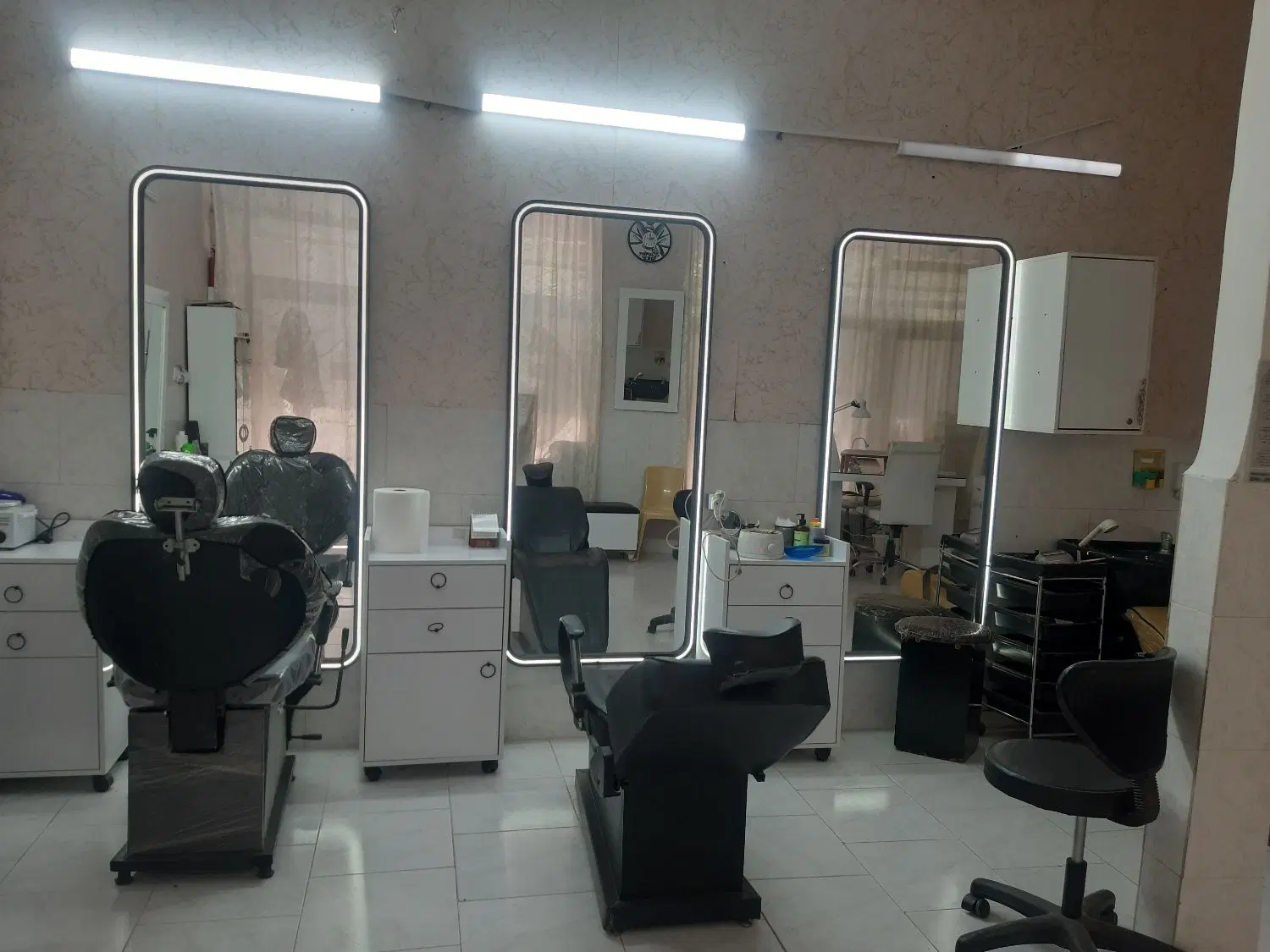 اجاره  میکاپ  شنیون  کراتین  وغیره