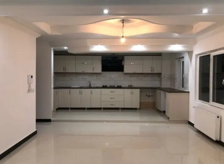 آپارتمان ۱۲۲ متری دهخدا با امکانات کامل و تمیز