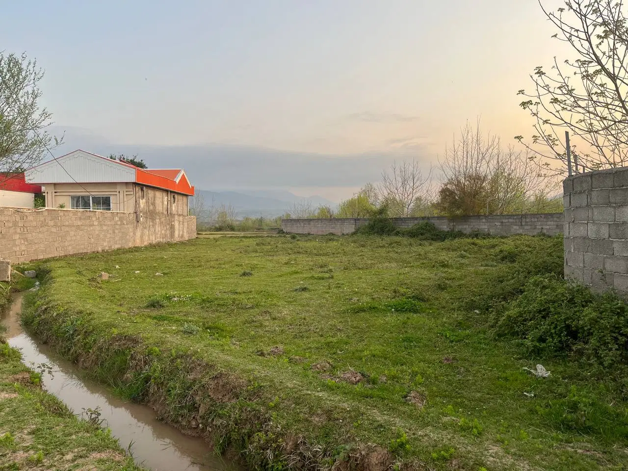 زمین مسکونی