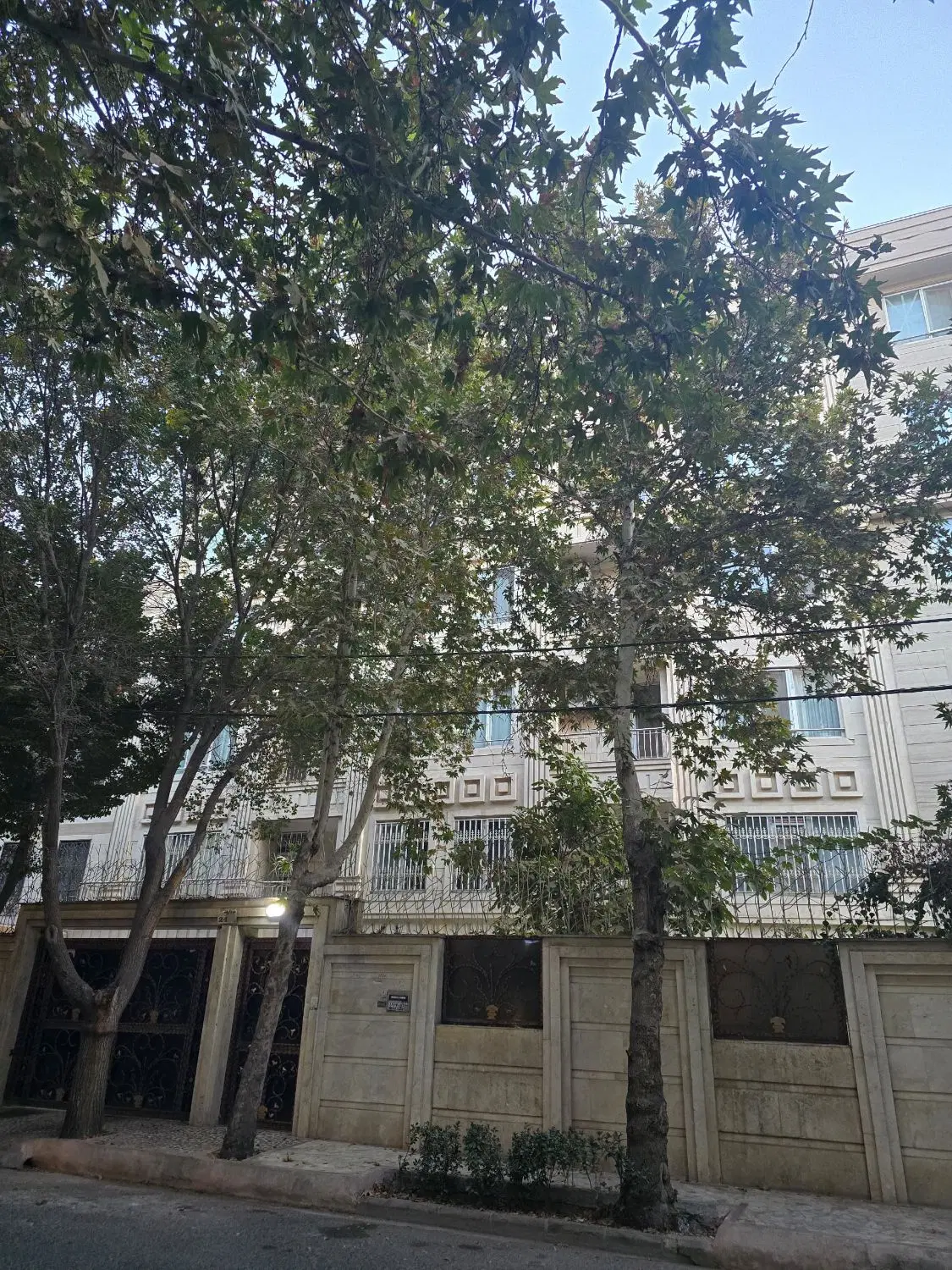 دو خوابه بلوار ارم