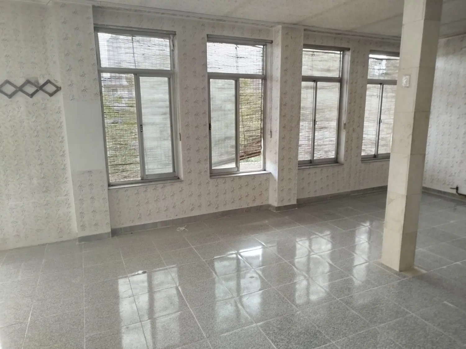 طبقه دوم یک خواب