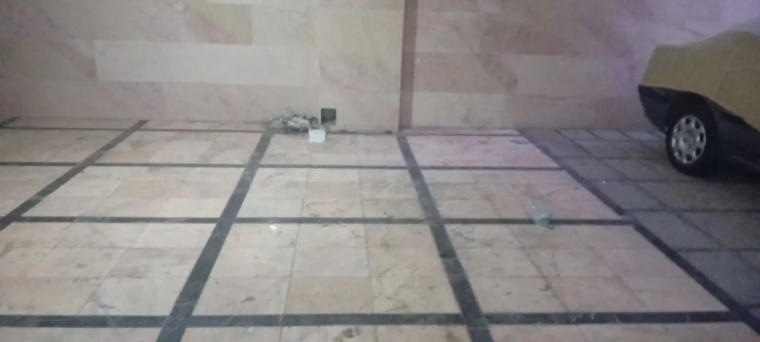 پارکینگ ماشین بدون مزاحم