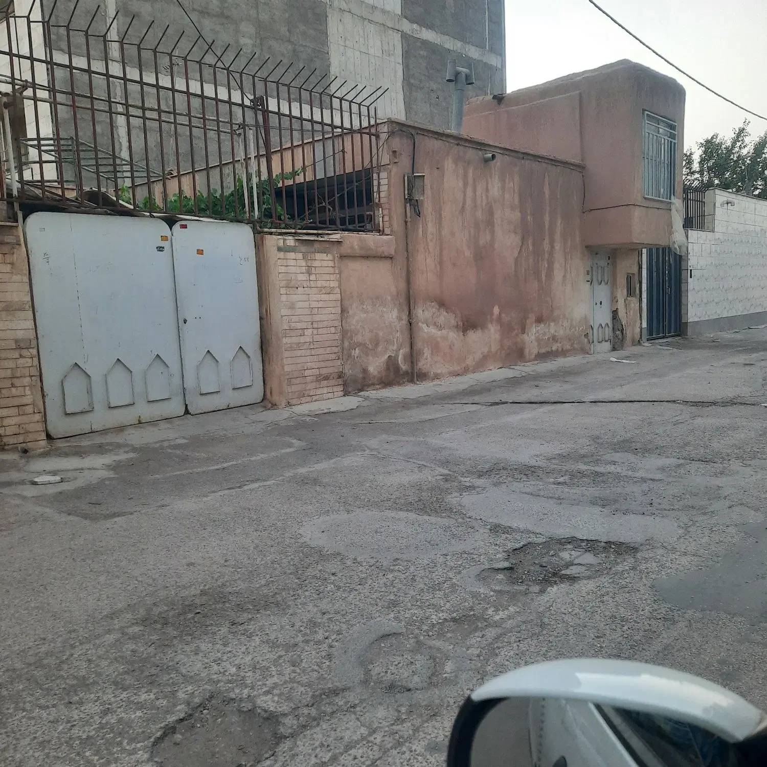 ویلایی ۵_۵ قصبی دو نبش فروشی ۲۴آذر