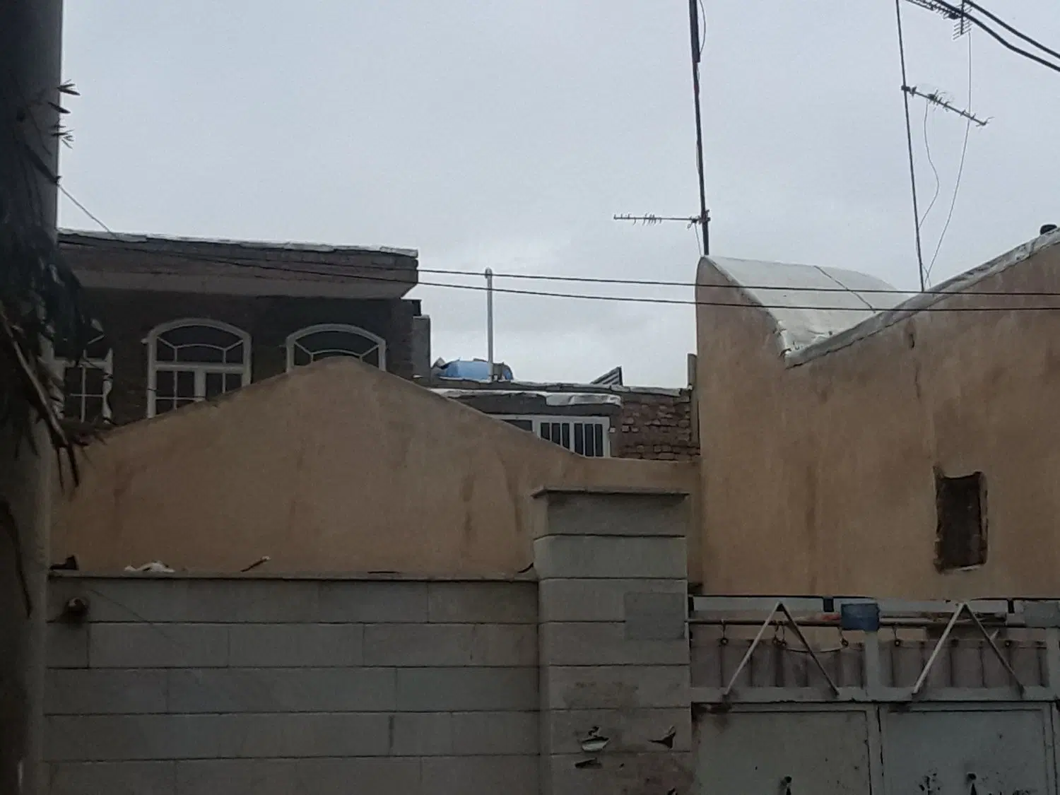 موقعیت عالی تجاری مسکونی بر بلوار محلاتی