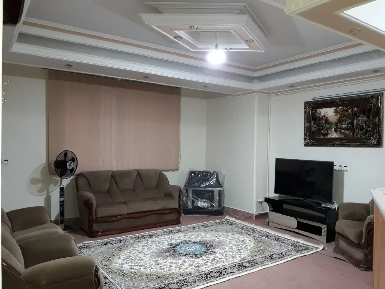 آپاتمان_ ۸۲ متر _ بر خیابان مدرس_