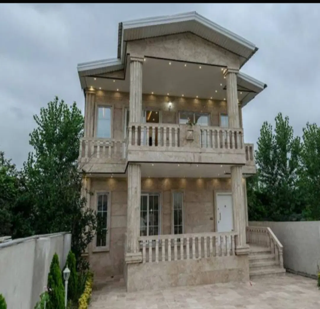 خانه ویلایی دوطبقه ۲۴۰ متر تجاری مسکونی
