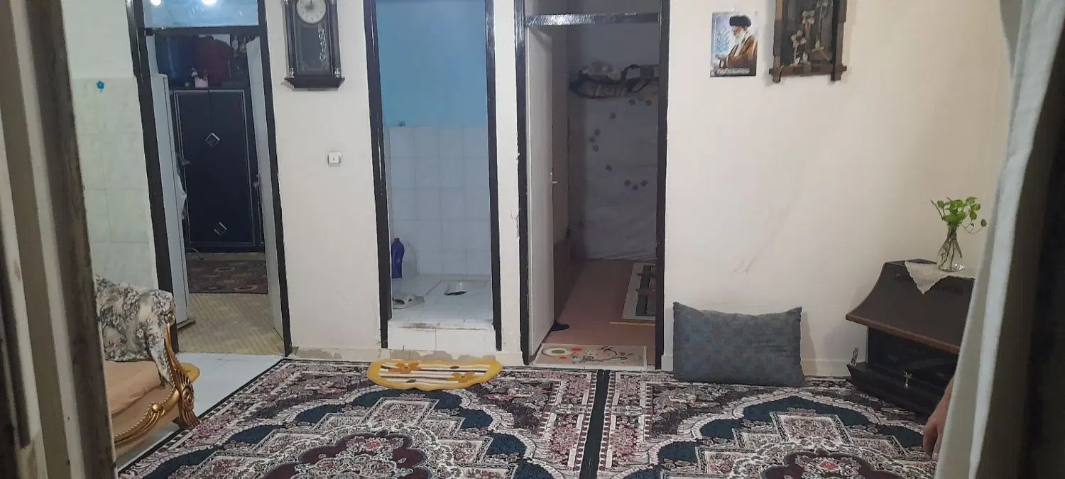 آپارتمان ۸۰ متر حیاط دار