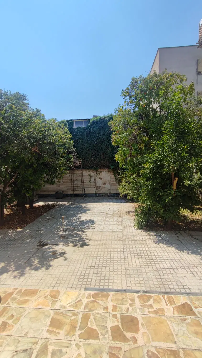 ویلایی برای فروش یا تهاتر
