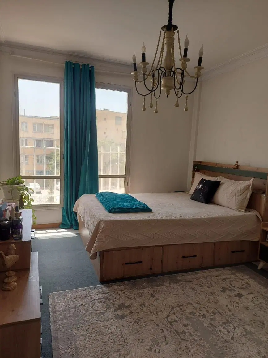 ملاصدرا ۹۵مترطبقه اول باآسانسور(املاک فرزانگان)