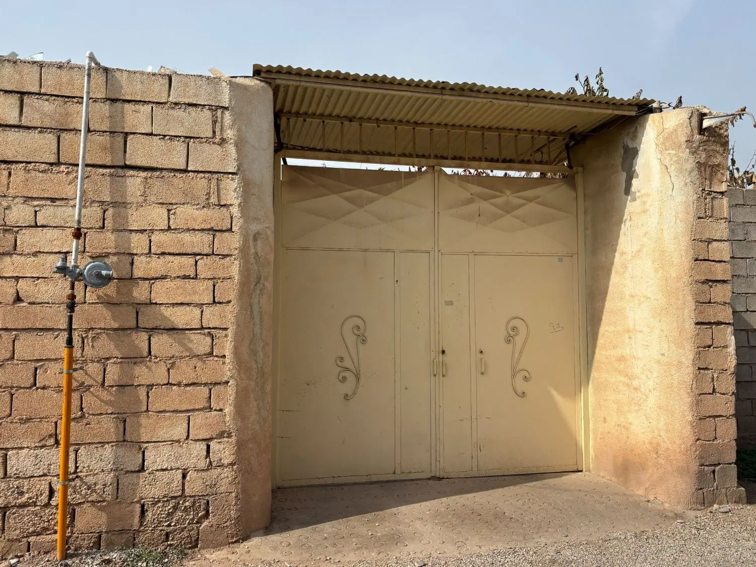 باغ به متراژ ۲۲۴۵ متر واقع در شمس آباد