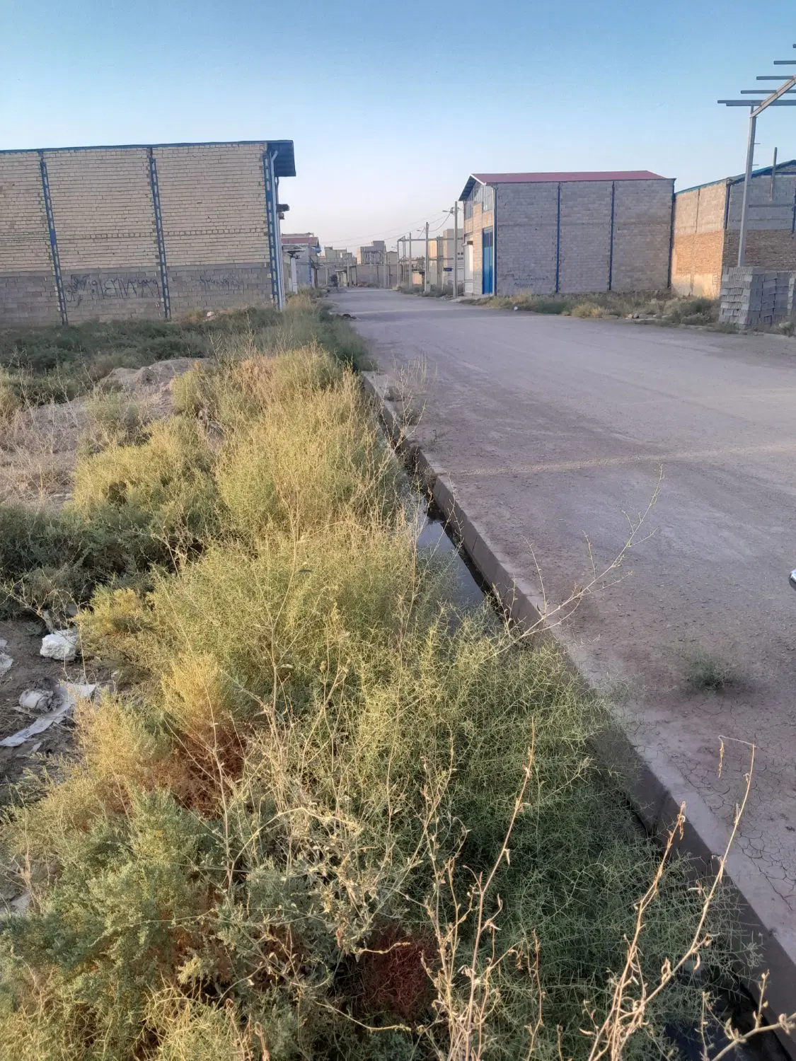 زمین کارگاهی درالوارسفلی