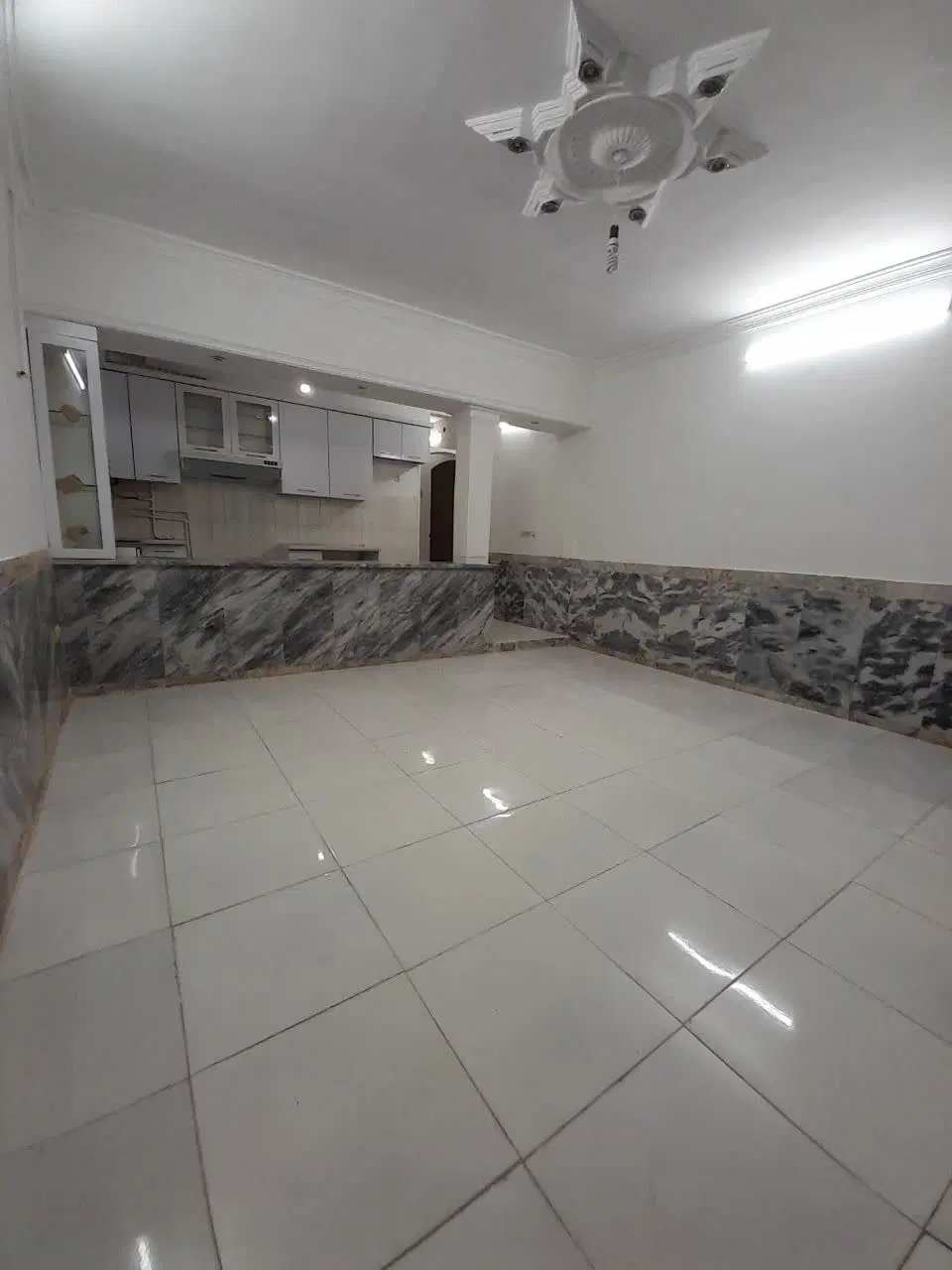 اجاره دربست شیک با پارکینگ