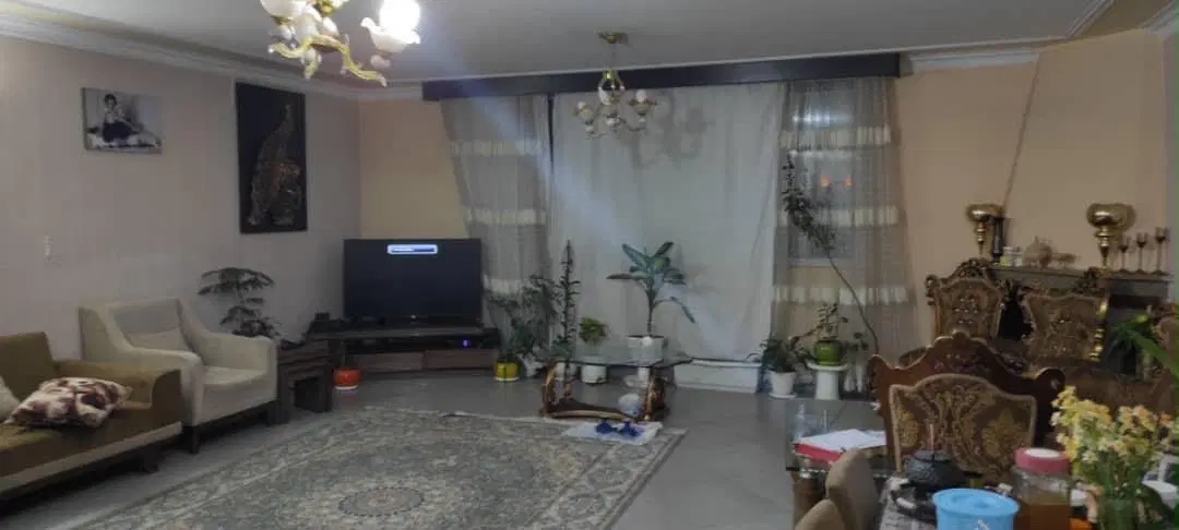 آپارتمان ۱۷۳ متر