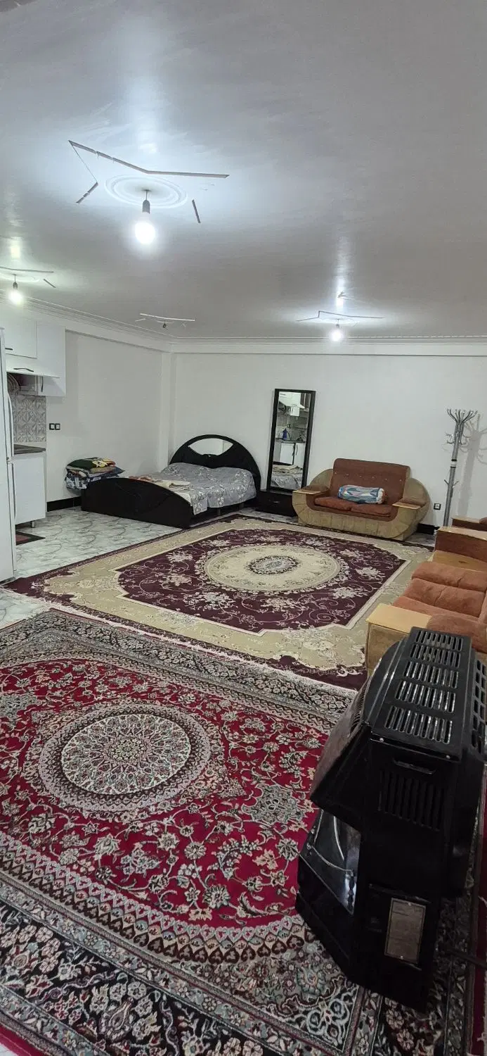 فروش طبقه زیر زمین خیابان زند