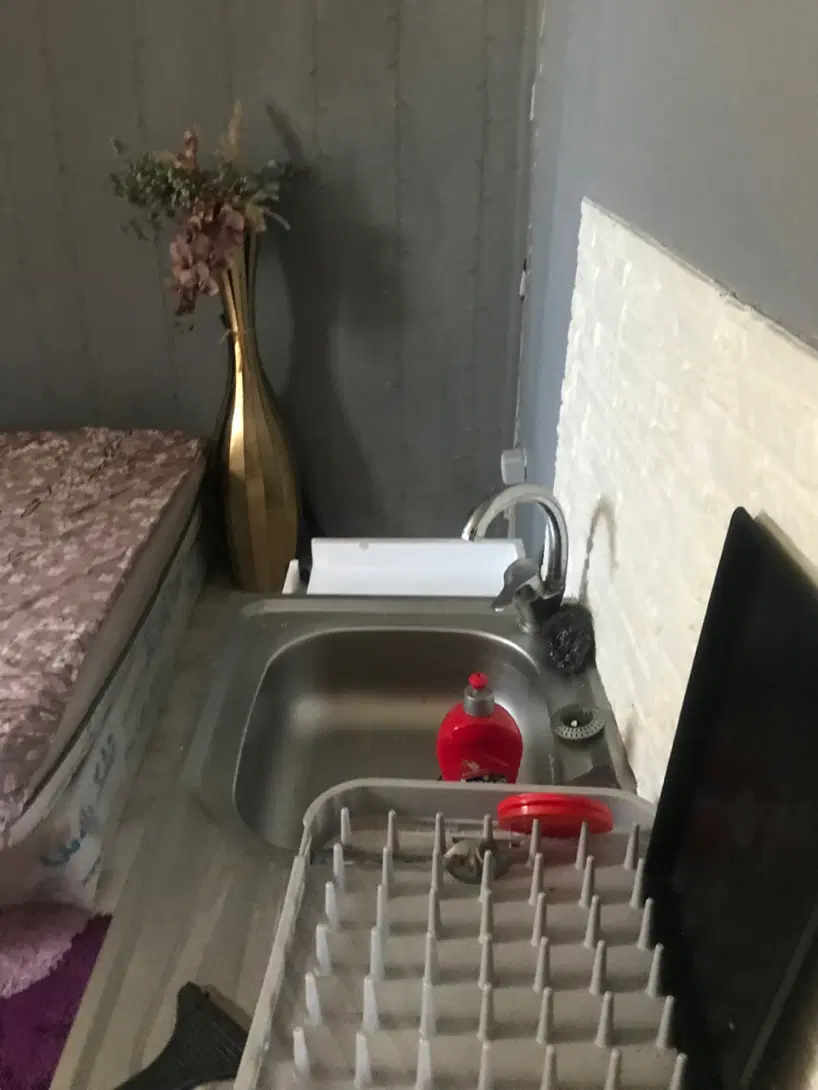 سوییت نزدیک مترو شریف
