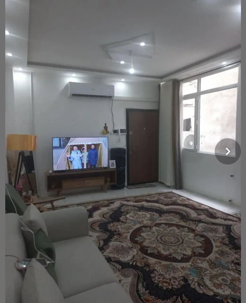 ۹۰ متری شیک