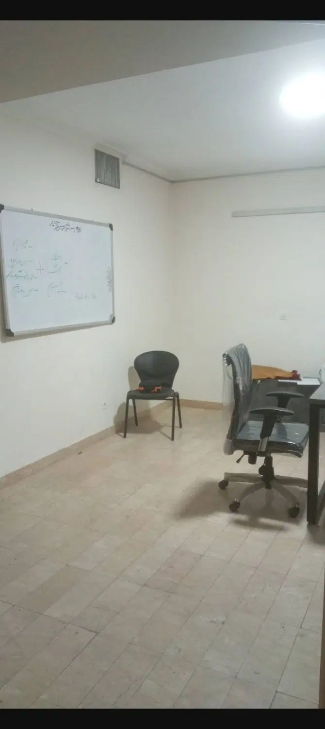 دفتر کار45متری یک اتاق بر خ فردوسی