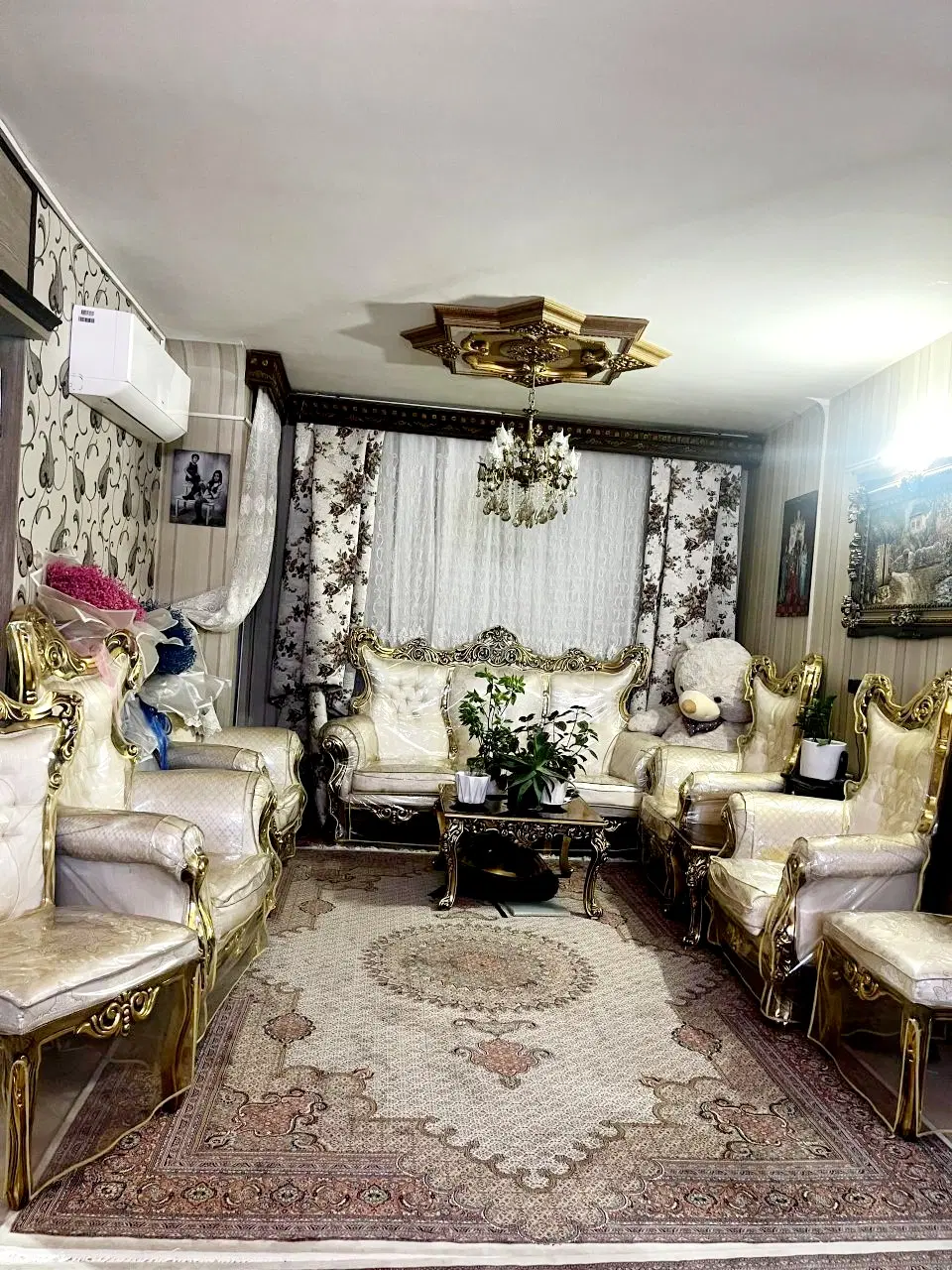 اپارتمان ۹۰متری