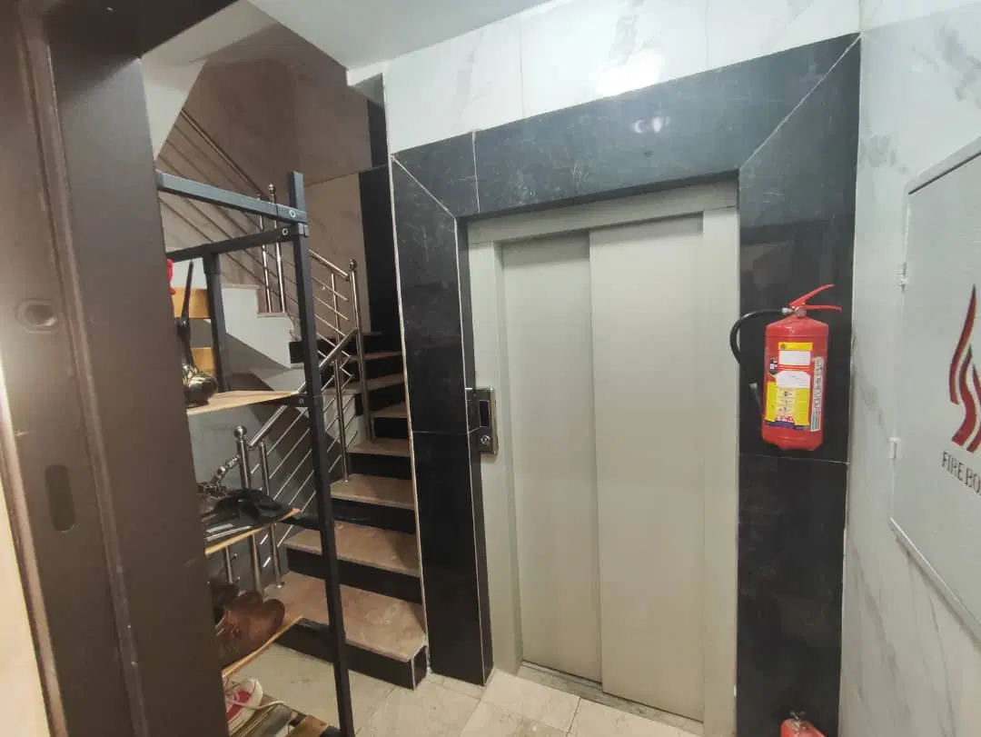 آپارتمان ۱۲۰متری پنج سال ساخت