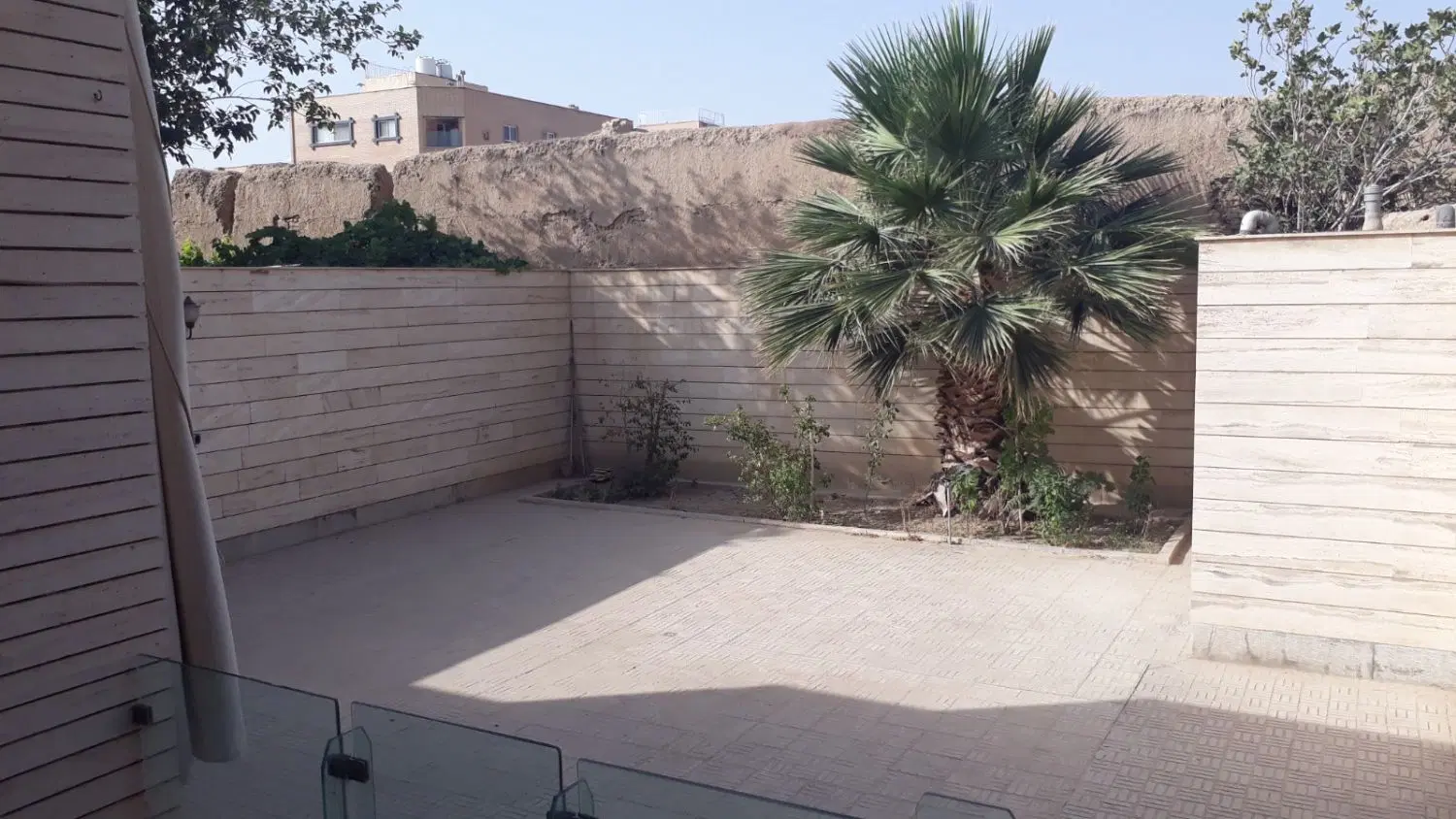 معاوضه یا فروش_ زمین مرق بهارستان_ نزدیک به مترو