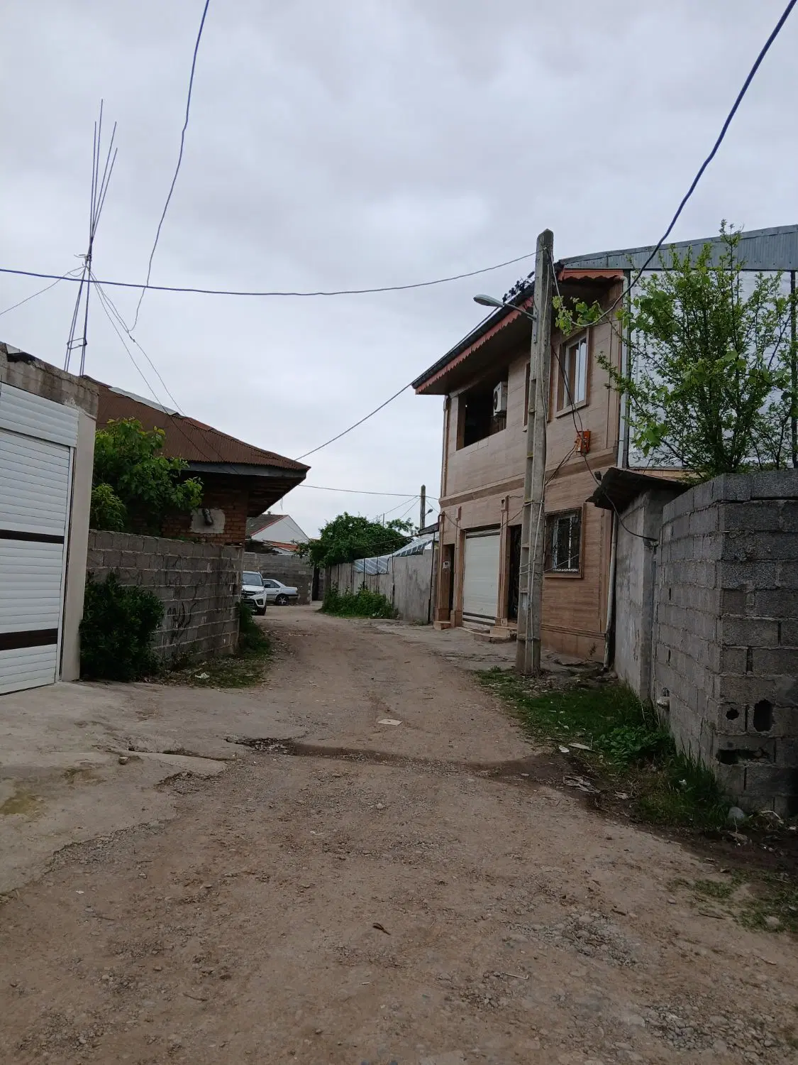 ۱۸۶ متر مسکونی عرفان(شکاری)