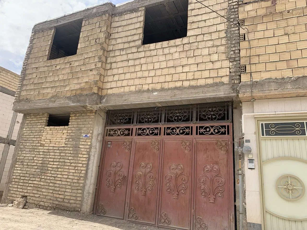 فروش منزل دو طبقه سفتکاری با سند شش دانگ