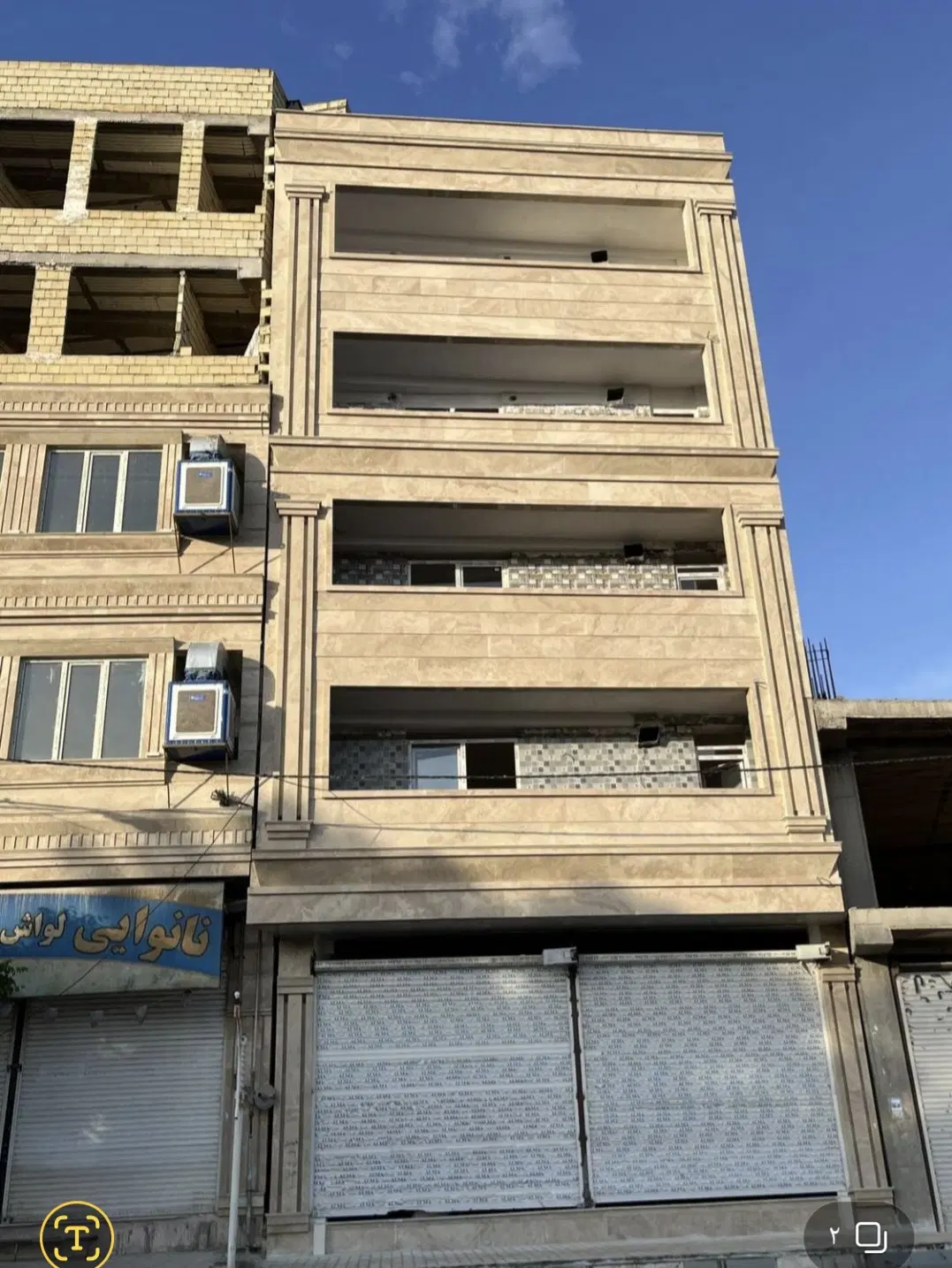 مغازه تجاری ۲۶۰ متر مربع فروشی
