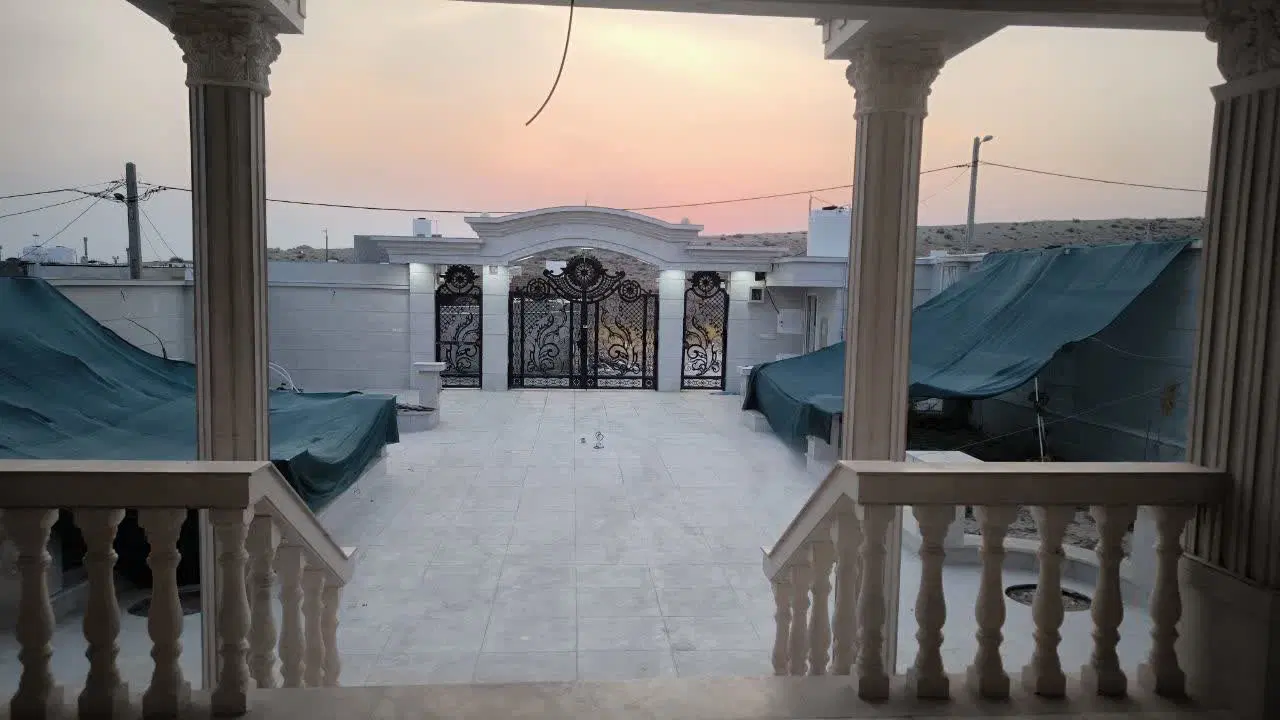 فروش ۴ طبقه در مرکز فارسان