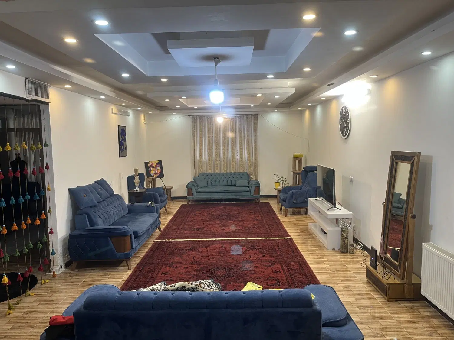 فروش یک واحد آپارتمان