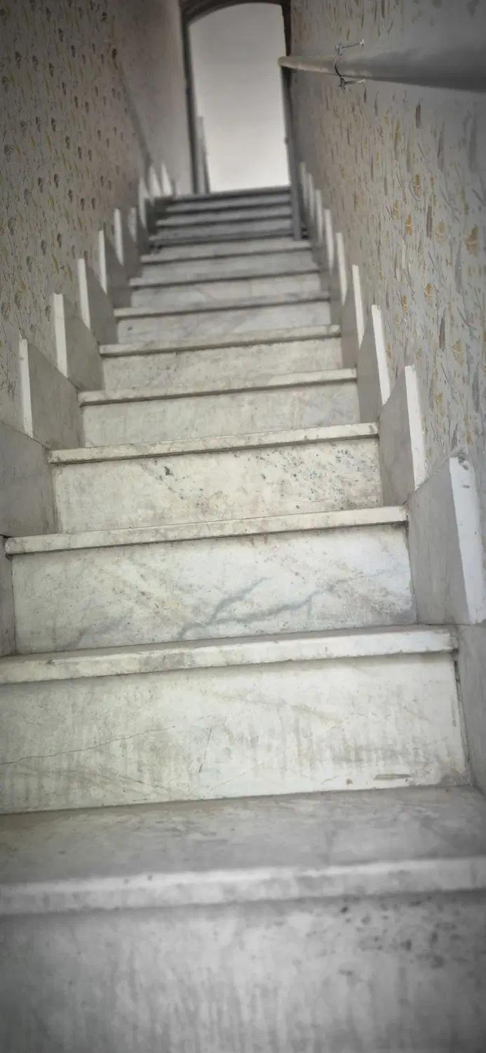 موسسات و ادارات و خوابگاه پسرانه