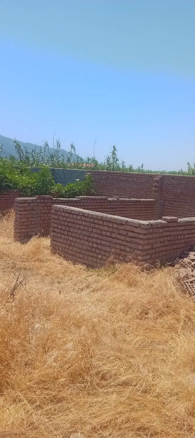زمین دو نبش زینب آباد