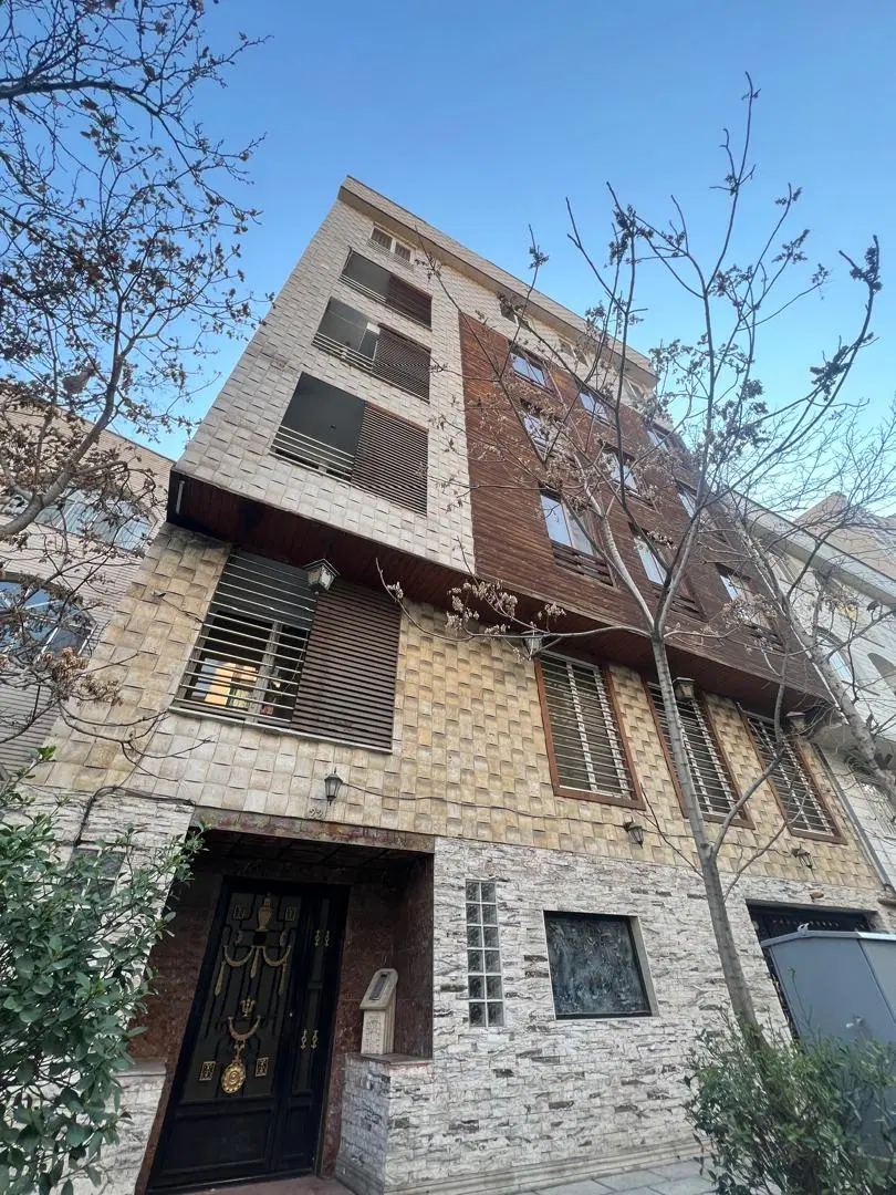 ۱۰۸متر۳ خواب فول امکانات تراورتن دراشرفی اصفهانی