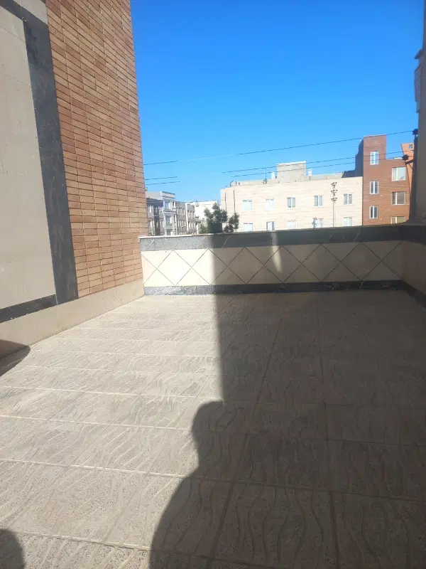خانه ویلایی به متراژ۱۸۳متر