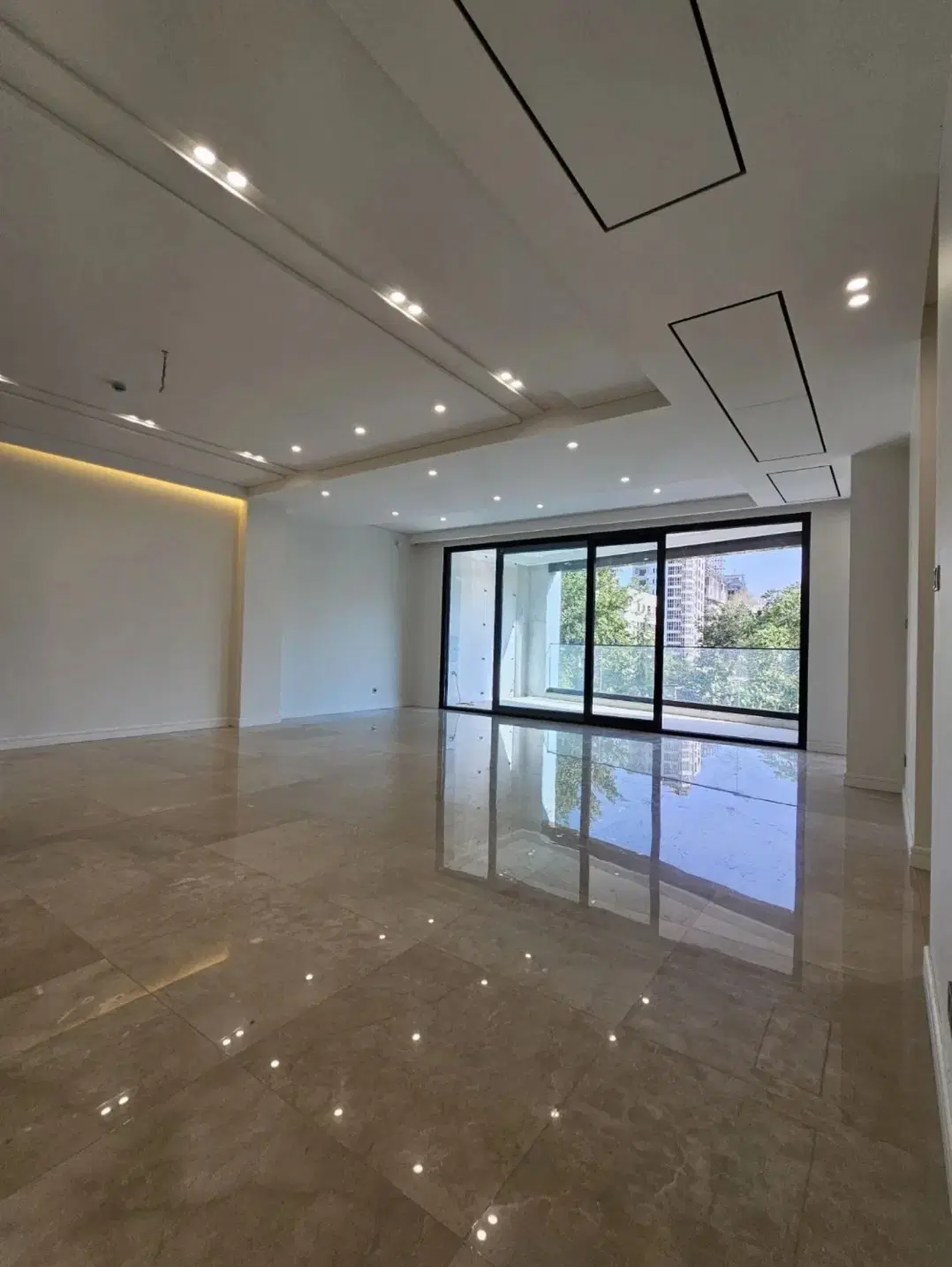 شاهکار فاز 2 سازه تاپ سمت نما
