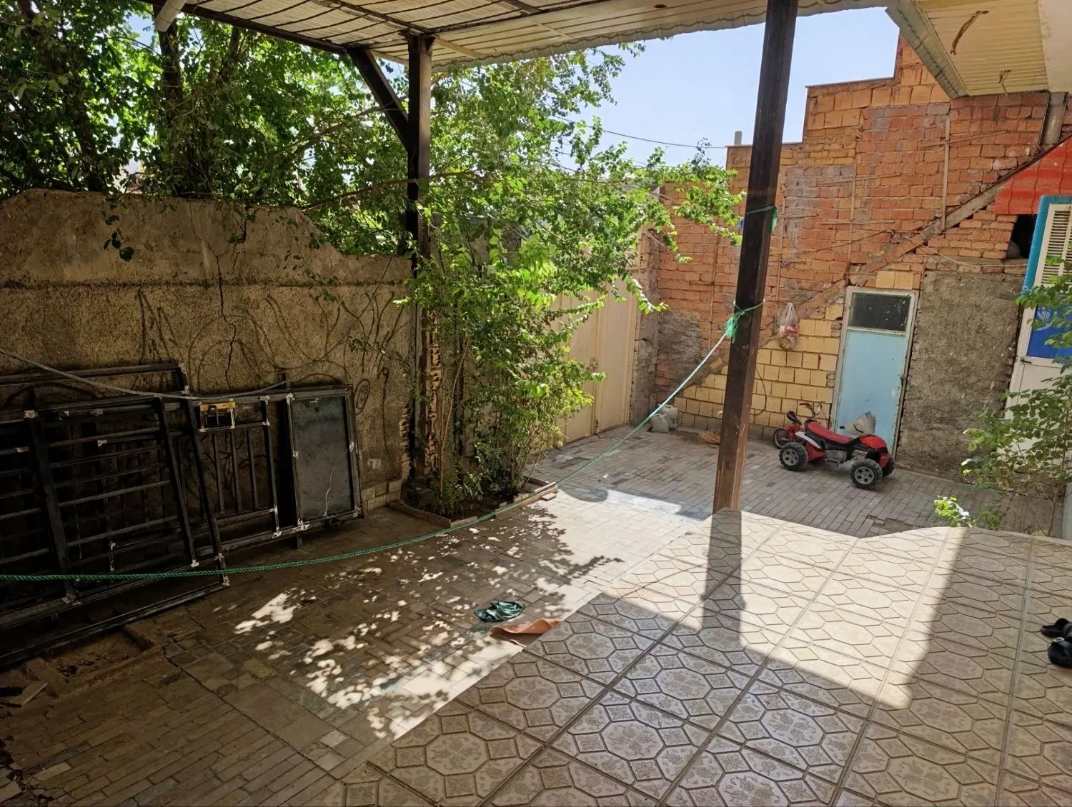 خونه تکمیل بدون هیچ گونه مشکلی