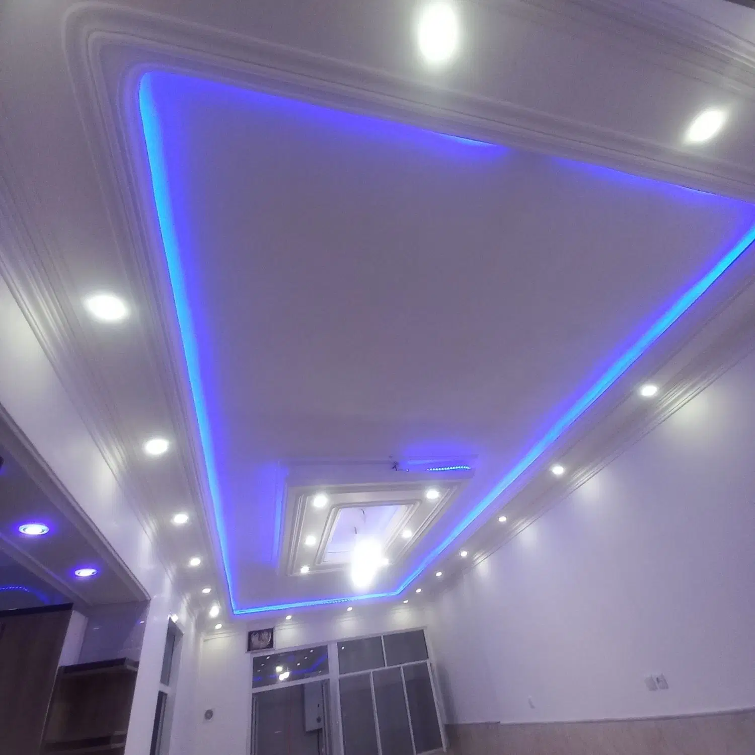 رهن خانه ویلایی آزادی ۳۳ خیابان ۱۶ متری