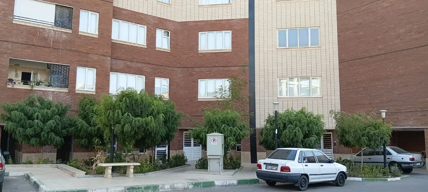 آپارتمان ۱۰۷ متری زیتون ۱۸