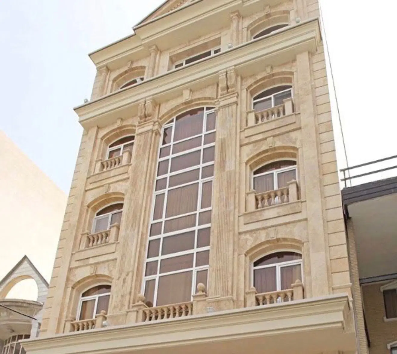 اپارتمان سرجنگلداری لوکس