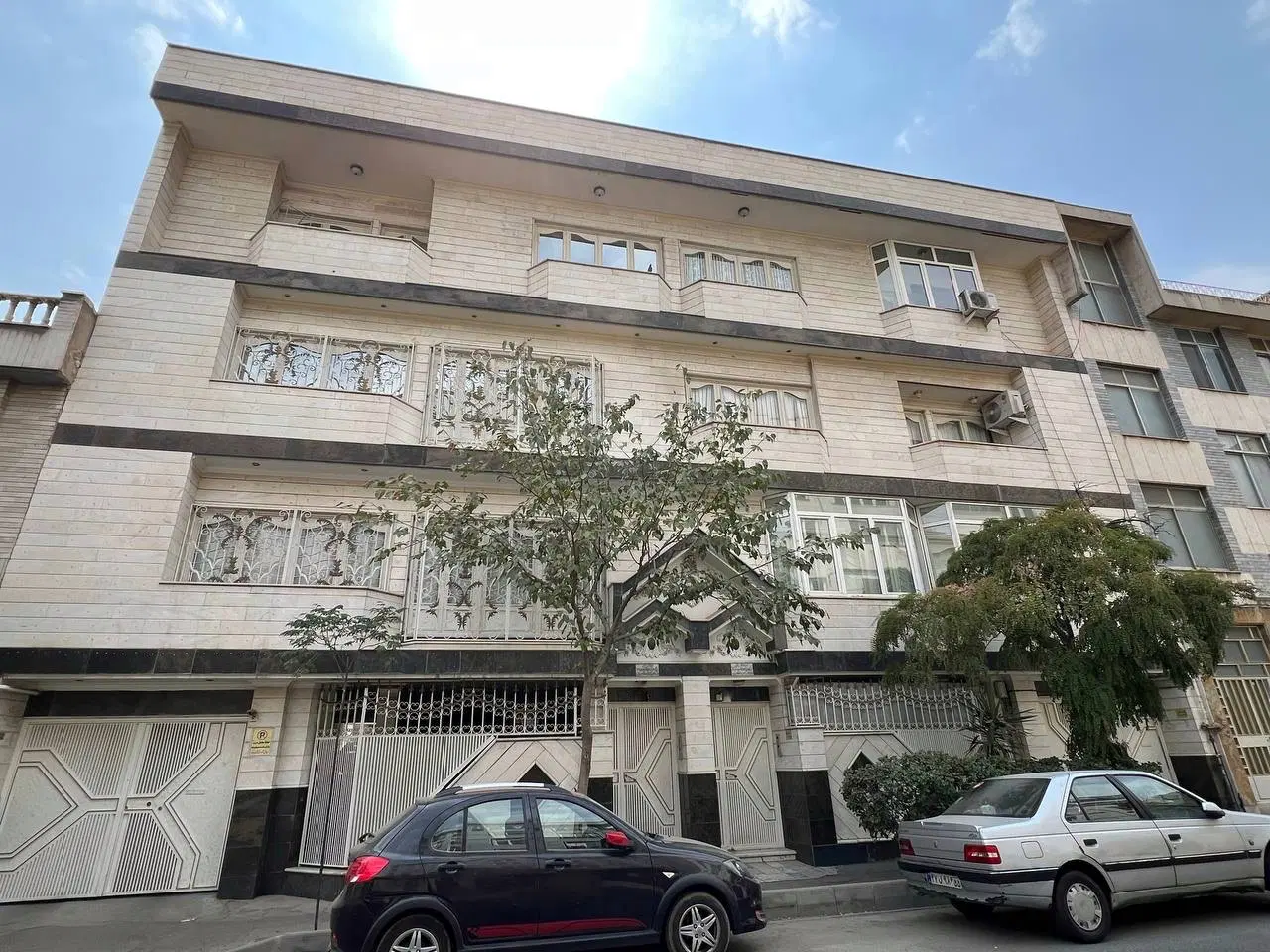 410 متر خانه در راتق ، منیریه