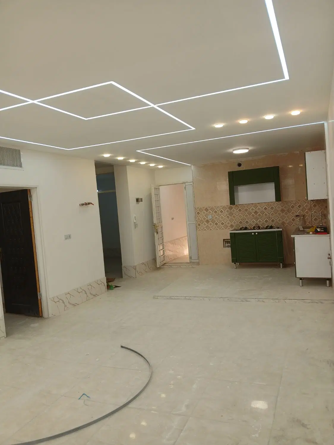 خونه آپارتمان 110متری کوشک میدان