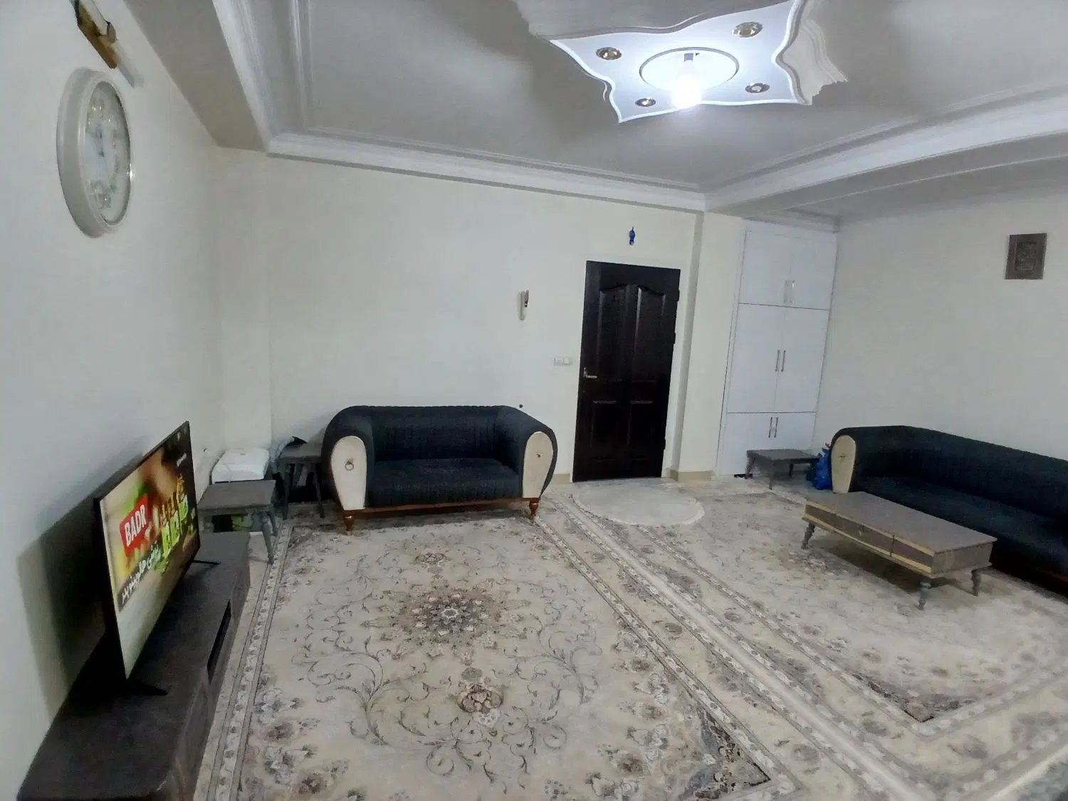 واحد ۶۵ متری، تمیز، دو خواب، کوچه خان‌محمدی