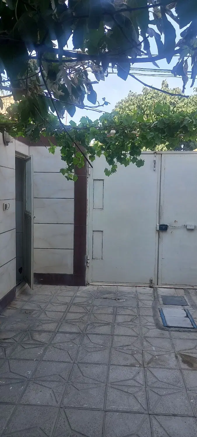 خانه ویلایی واقع در بازارچه مرکزی