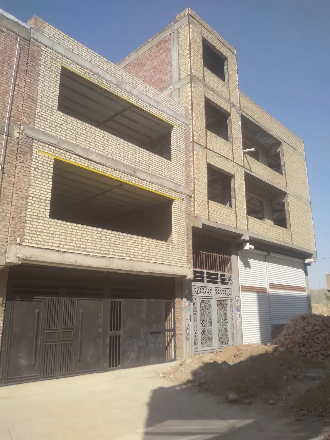 فروش منزل ۳ واحده کوی اندیشه مجبوروا