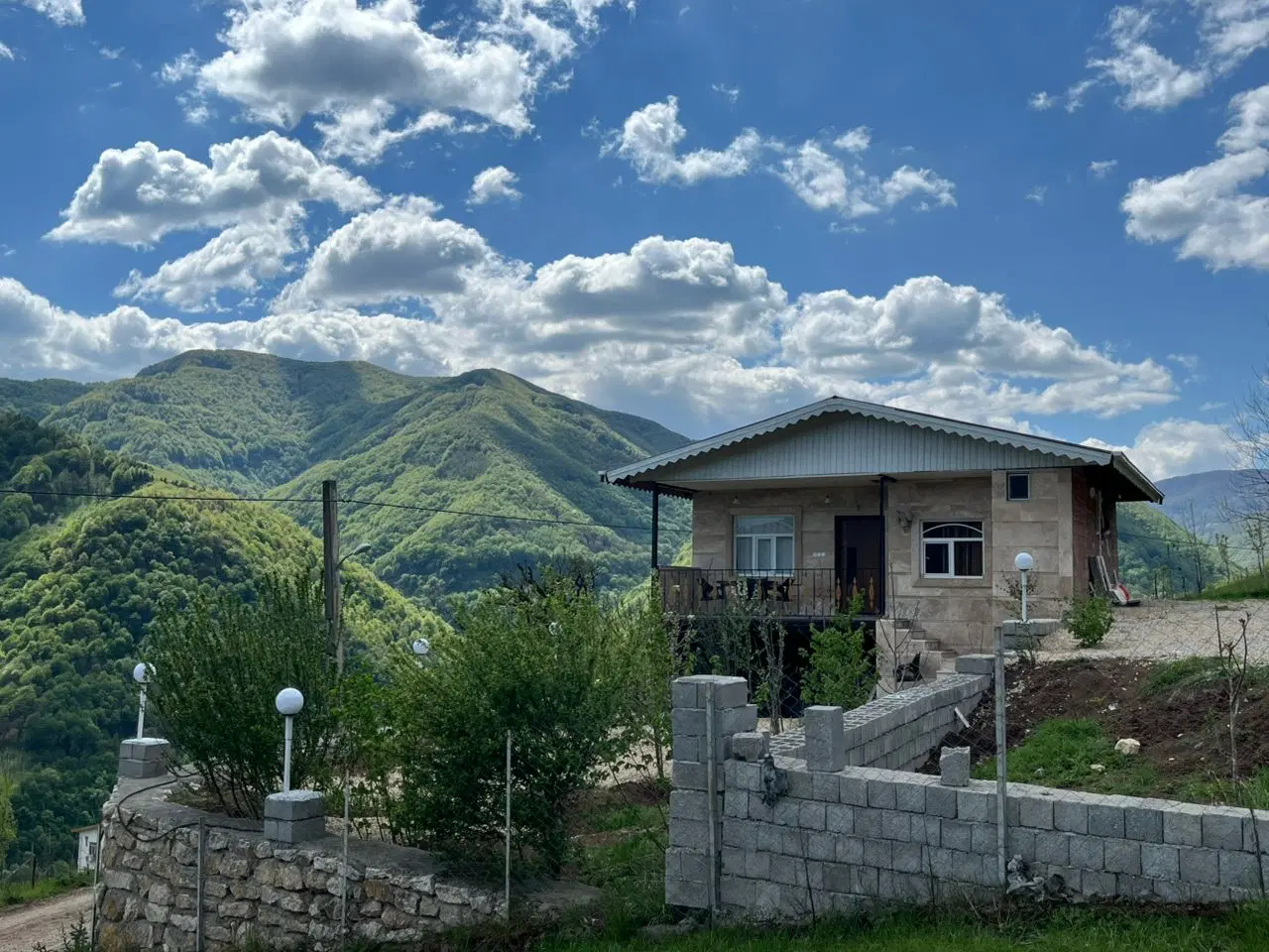 فروش‌و مشاوره انواع زمین ویلایی آستارا گردنه حیران