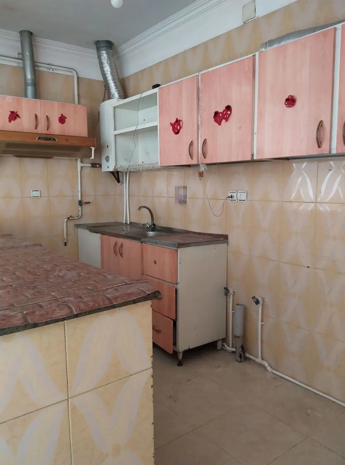 آپارتمان اجاره ای طبقه اول