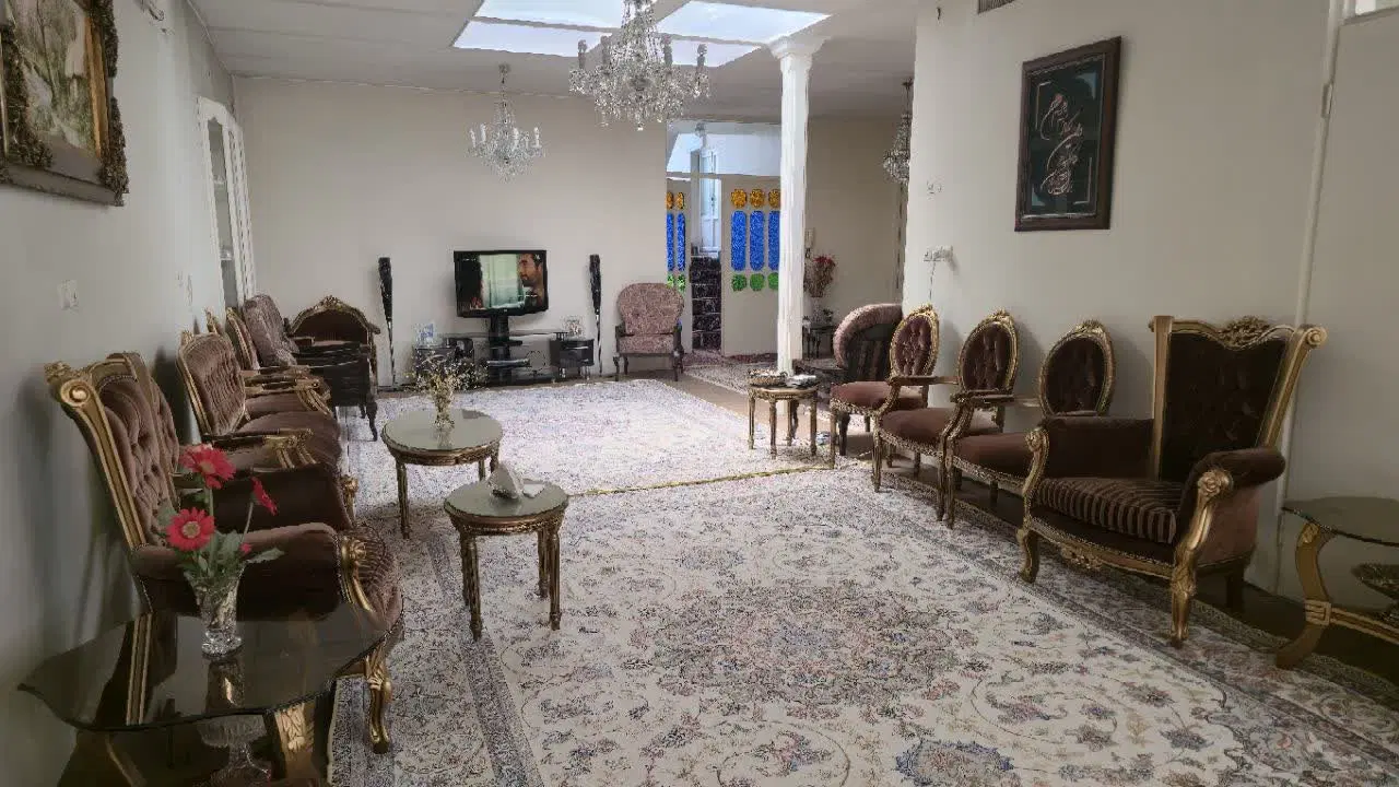 فروش ویلایی تجاری در احمدآباد