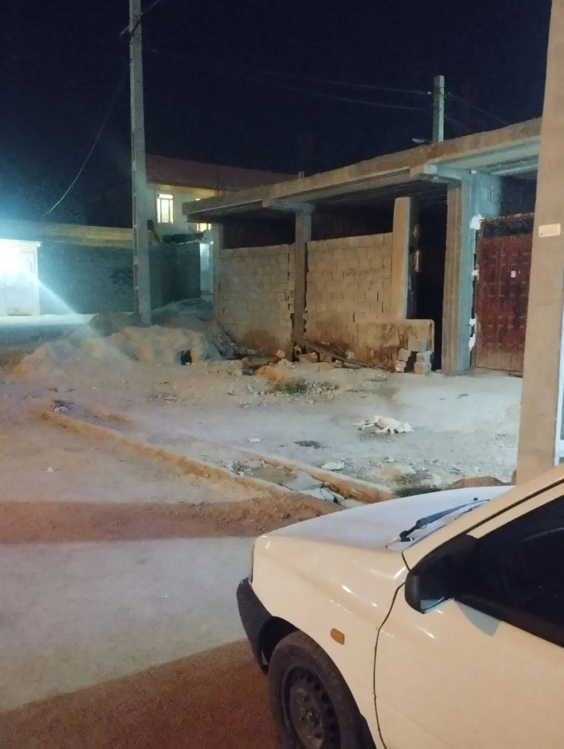 رهن و اجاره مغازه نیمه کاره شهرک زیتون