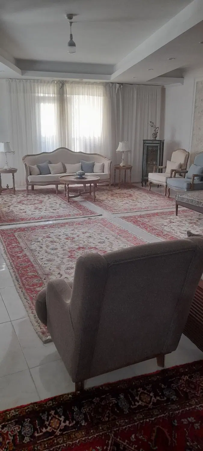 آپارتمان  ۱۵۰ متری در آزادگان دو
